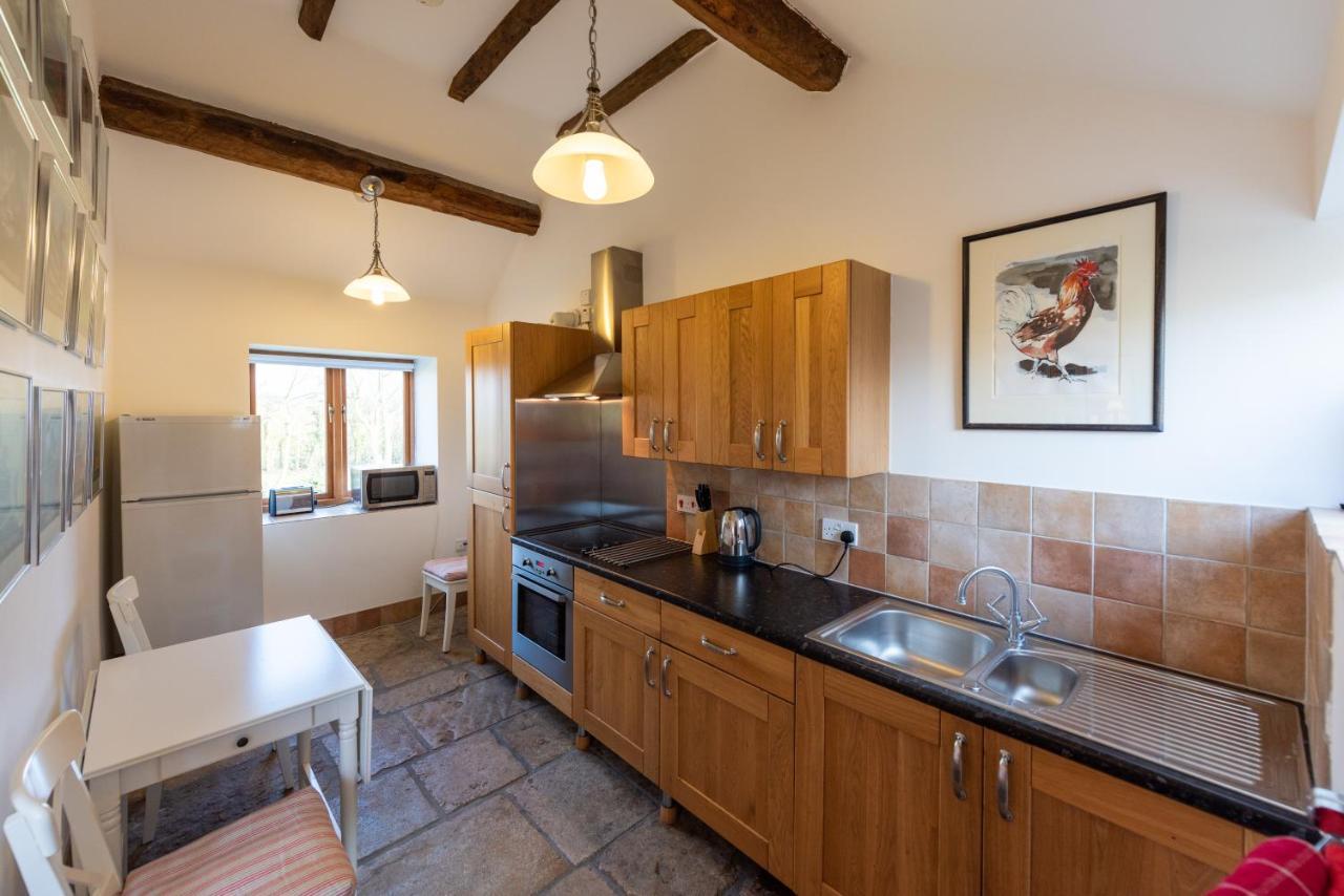 Whitley Coach House Villa Buitenkant foto